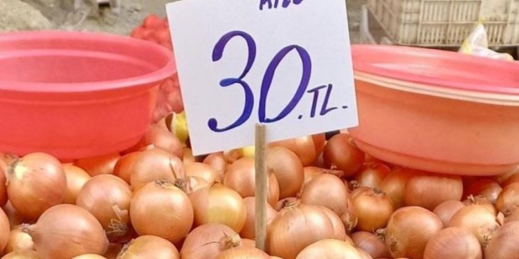 Soğan fiyatları neden durdurulamıyor
